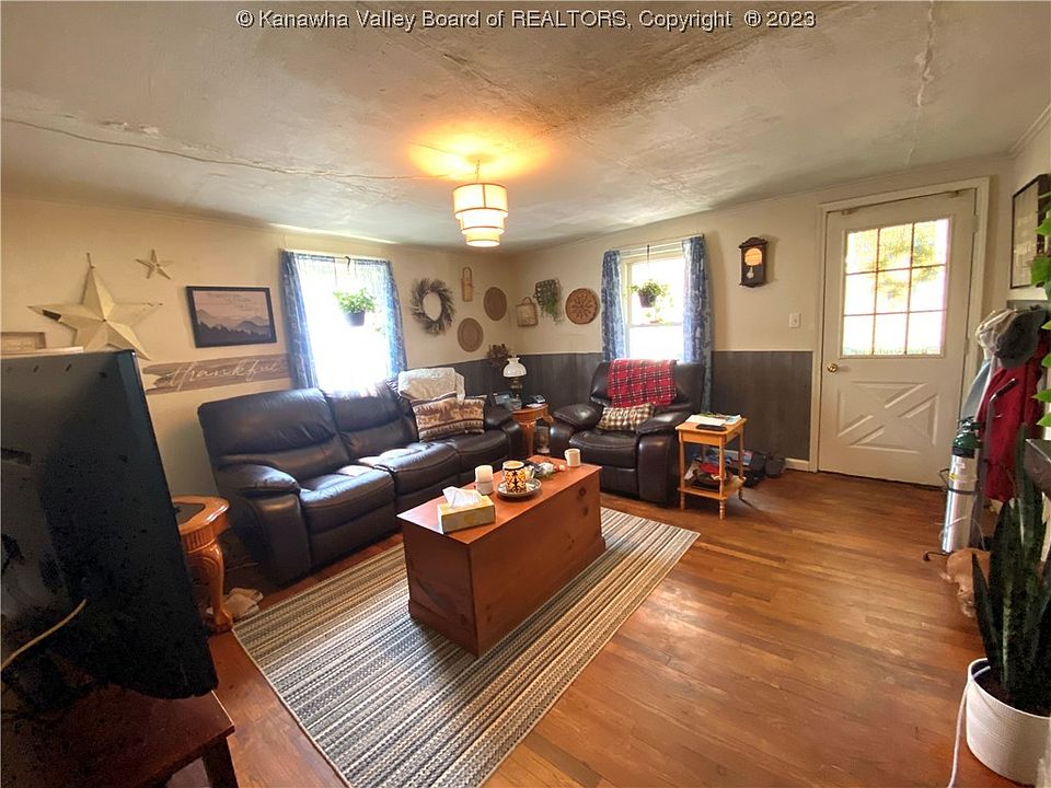 815 Chapel Hts, Elkview, WV 25071 Zillow