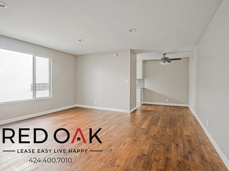935 N Genesee Ave #5 — Photo 2