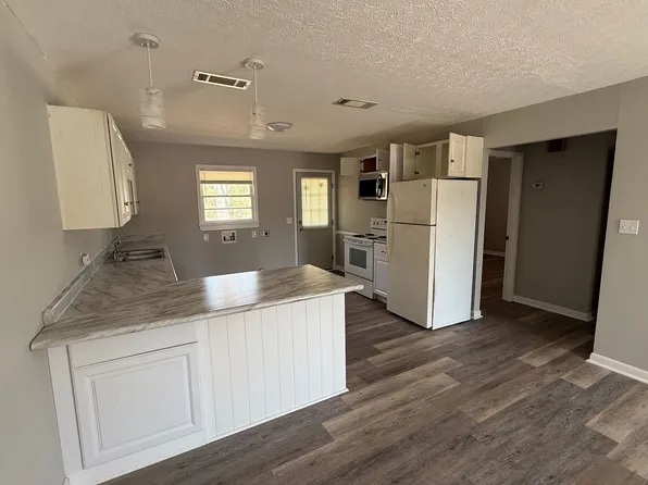 468 Taylor Street, 468 Taylor St #2, Royston, GA 30662