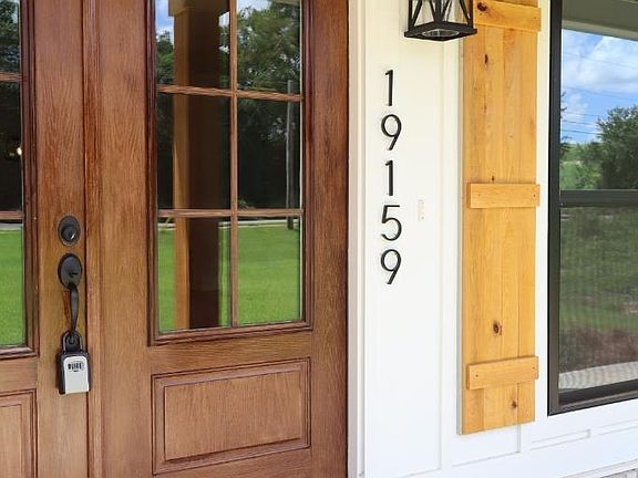 5th image of 19159 Section St