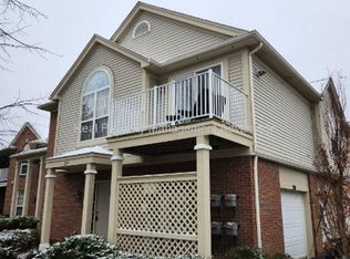 2211 Saratoga Blvd, Commerce Township, MI