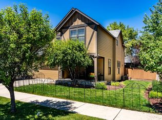 20800 SE Helen Ln, Bend, OR 97702