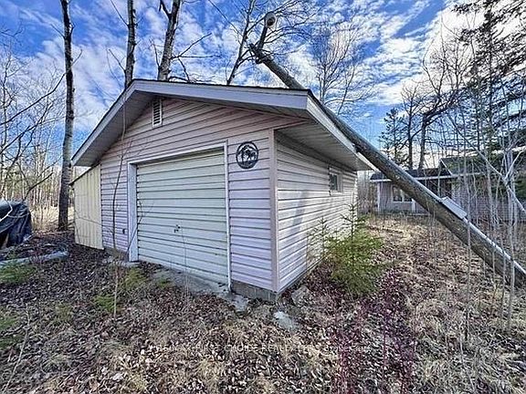 3rd image of 99 Kreger Rd