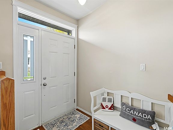 3rd image of 5003 Primrose Lane