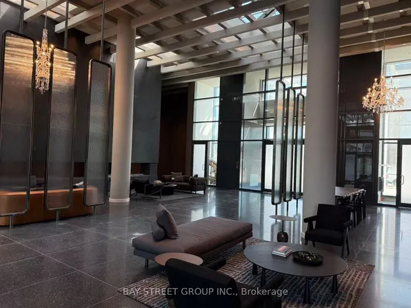 28 Interchange Way, Vaughan, ON