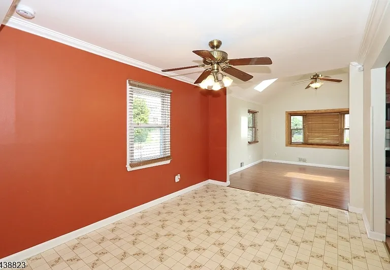 2515 Jackson Ave — Photo 25