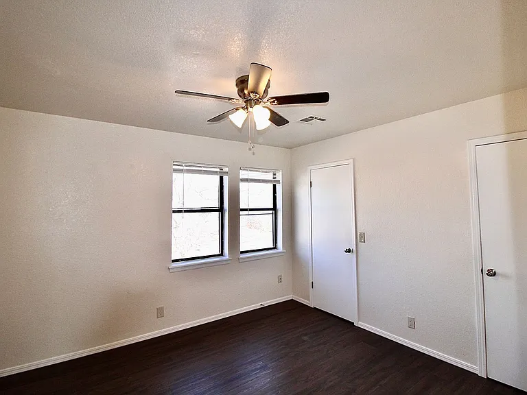 2336 Heatherfield Ln — Photo 14