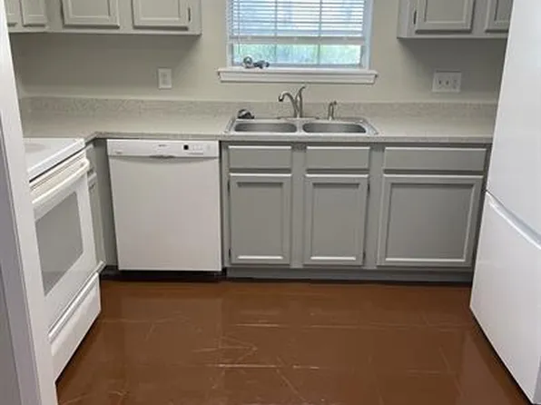 839 Harbor Bend Dr #1, Brandon, MS 39047