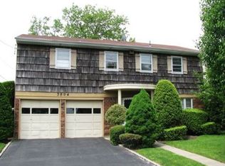 3804 Greentree Dr, Oceanside, NY