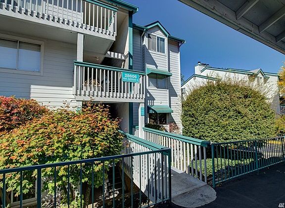 3rd image of 28606 16th Ave S APT 204