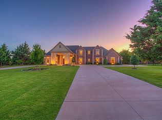 9101 Bella Vista Ln, Oklahoma City, OK 73131