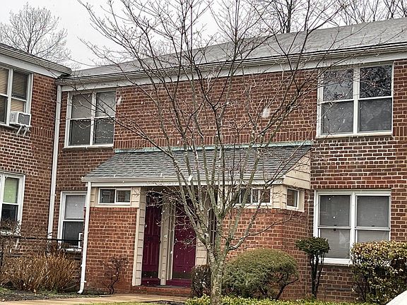 2nd image of 37 Edwards St