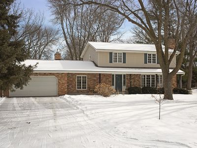 2700 Vagabond Ln N, Plymouth, MN, 55447
