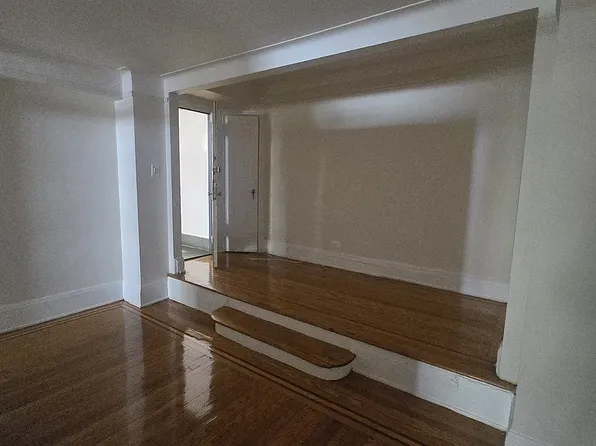 310 E 55th St APT 1C, New York, NY 10022