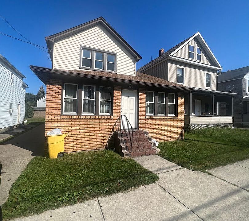 1st image of 1206 E 10th St #2