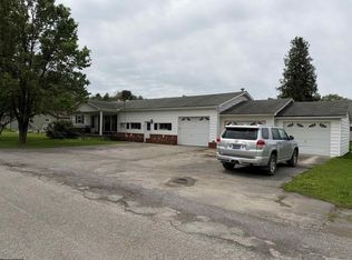 139 N Custer St, Belington, WV 26250