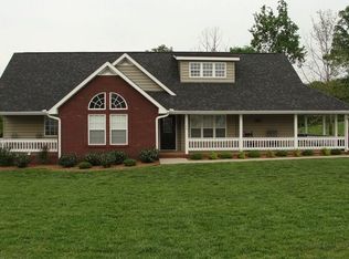 1320 Cobblestone Dr, Rickman, TN 38580