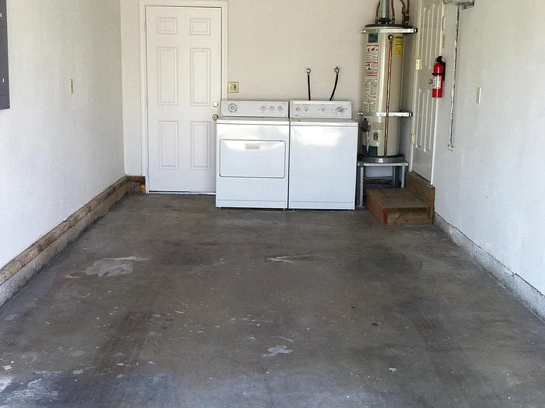 25 W K St — Photo 8