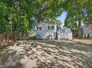 210 Trailway Rd, Middle River, MD 21220