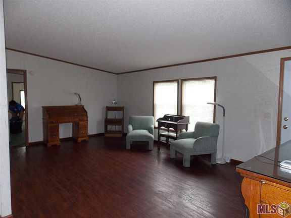 3rd image of 17114 Olive Dr