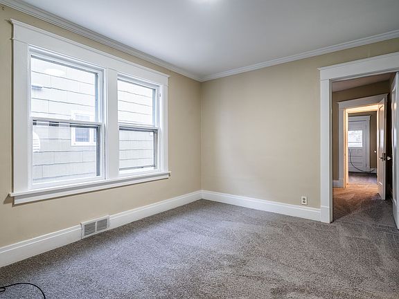 4th image of 223 Virgil Ave