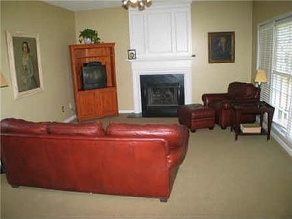 5th image of 4835 Tanners Spring Dr