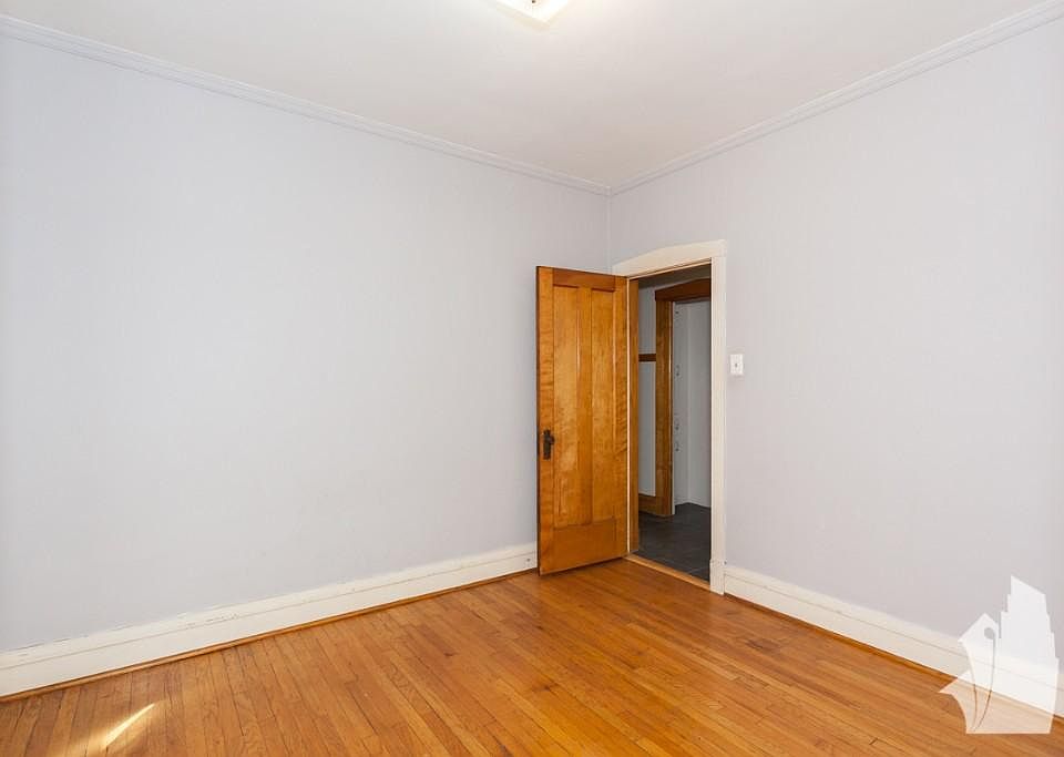 1st image of 4827 N Leavitt St