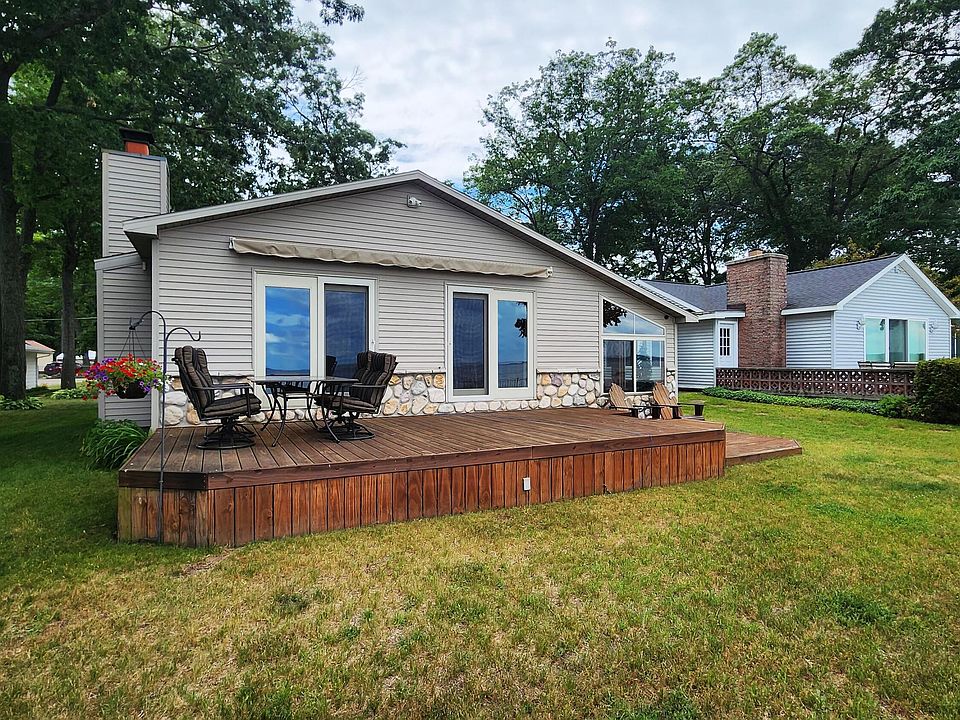 1st image of 206 Houghton View Dr