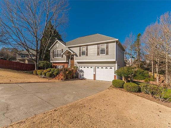 2nd image of 203 Eagle Glen Ct