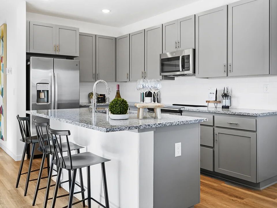Kitchen with island