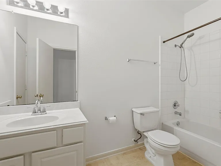15106 Turphin Way — Photo 20