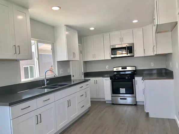10400 Gunn Ave, Whittier, CA 90605