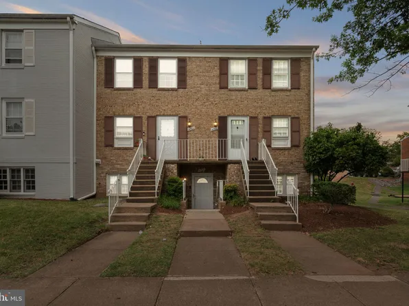14502 Golden Oak Rd, Centreville, VA 20121