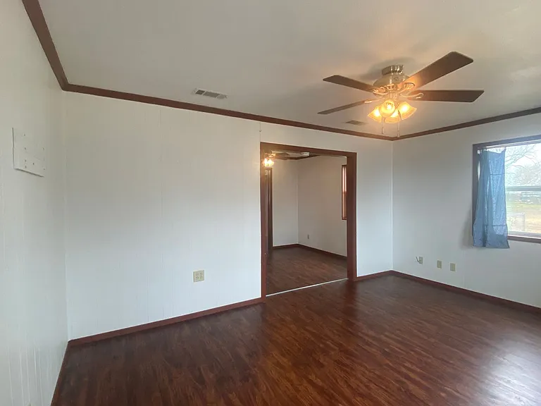 14015 Willow Grove Rd — Photo 5