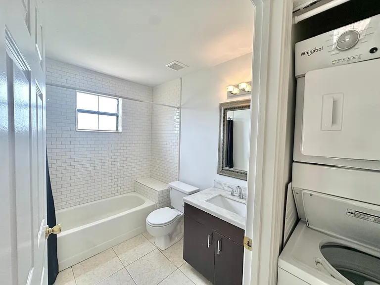3170 Leewood Ter #L210 — Photo 10