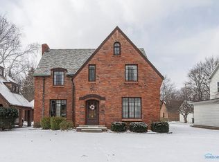 2315 Pemberton Dr, Toledo, OH 43606