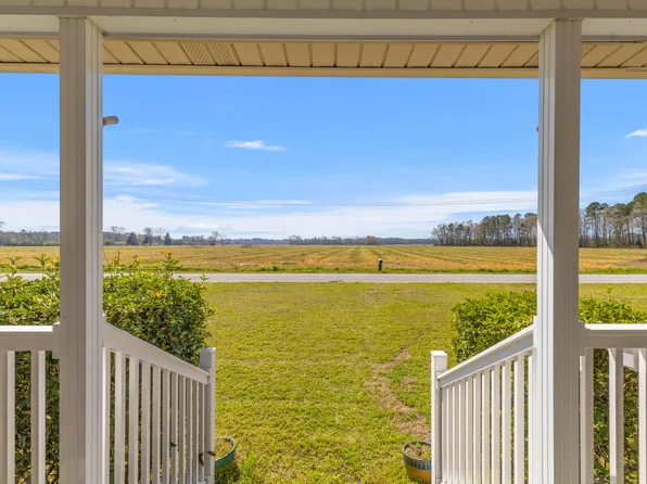 729 2nd Bend Rd, Harleyville, SC 29448