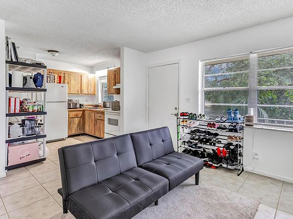 4th image of 5186 NE 6th Avenue #719