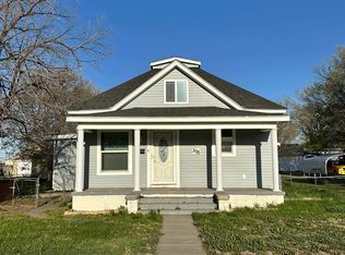 306 W 3rd St, McCook, NE 69001