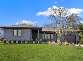 350 Harbor Ln, Cutchogue, NY 11935