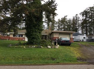 1112 View Ridge Dr, Oak Harbor, WA 98277