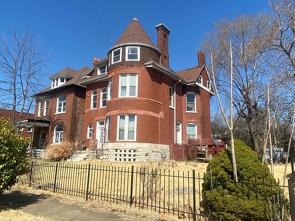 5th image of 4217 Delmar Blvd