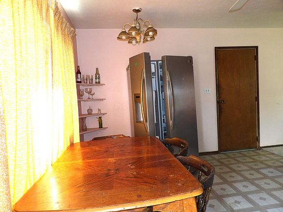 5th image of 534 Shasta Dr