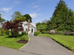 36 Burr Avenue, Northport, NY 11768