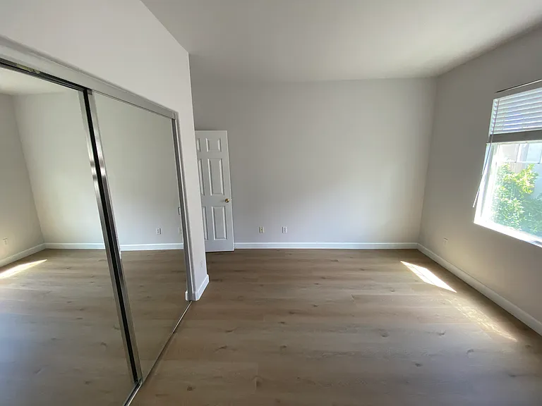 564 Presidio Pl — Photo 11