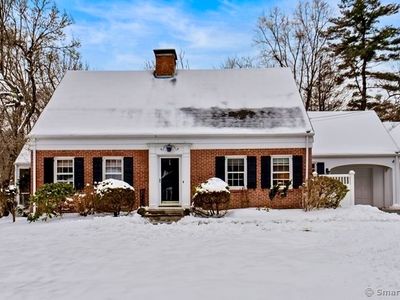 48 Hillsboro Drive, West Hartford, CT, 06107