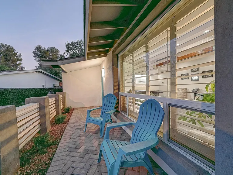 4623 E Earll Dr — Photo 39