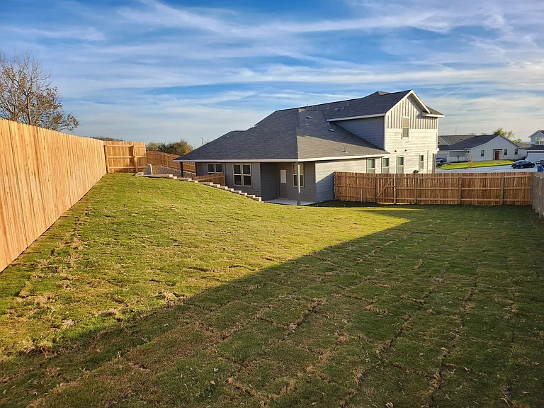 332 Caleb Ct — Photo 21