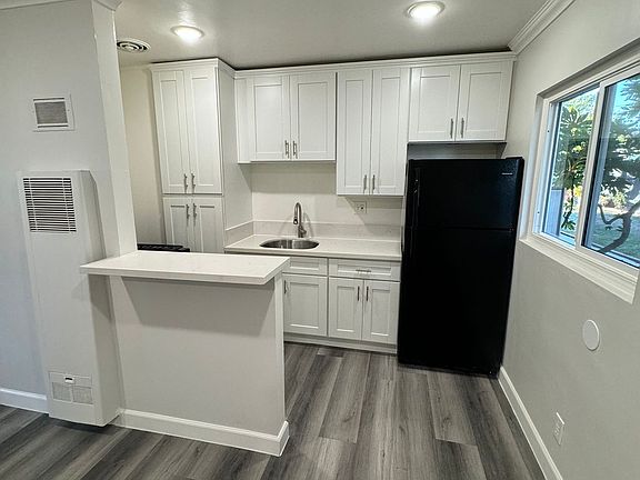 2nd image of 6447 N Figueroa St #A