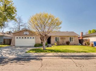 2932 Homsy Ave, Clovis, CA 93612